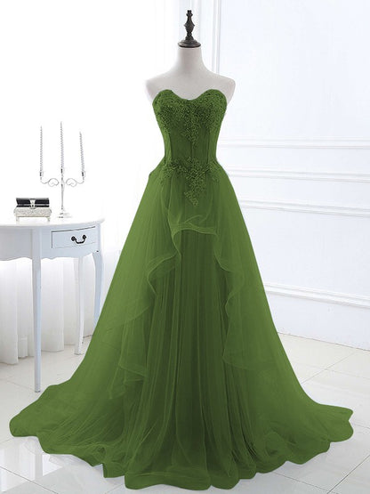 A-Line/Princess Tulle Applique Sweetheart Sleeveless Sweep/Brush Train Prom Dress