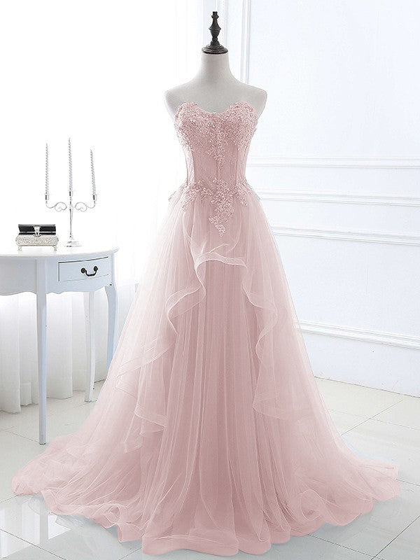 A-Line/Princess Tulle Applique Sweetheart Sleeveless Sweep/Brush Train Prom Dress