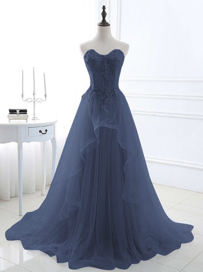 A-Line/Princess Tulle Applique Sweetheart Sleeveless Sweep/Brush Train Prom Dress