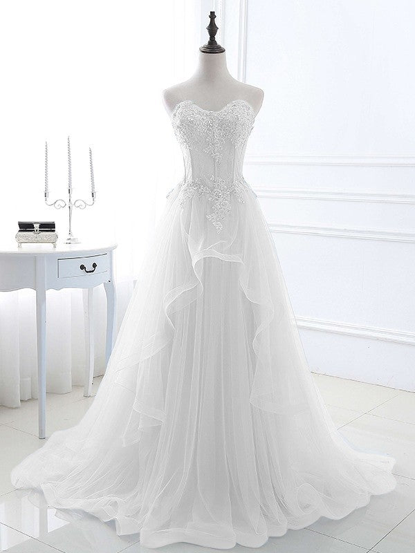 A-Line/Princess Tulle Applique Sweetheart Sleeveless Sweep/Brush Train Prom Dress